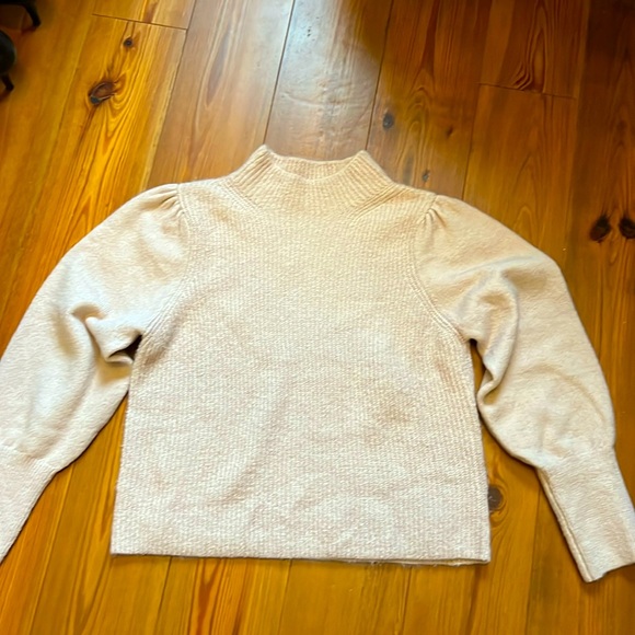 Lush Light Pink Sweater - size large - Picture 1 of 6